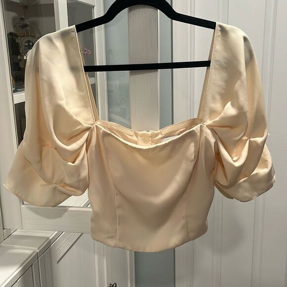 Tops - BOSKEMPER Cream Square Neck Sheer Sleeve Crop Top, Size XS